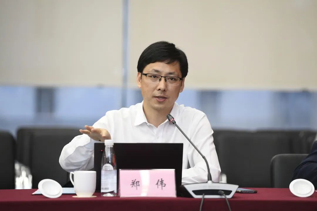 月博官方网站集团与杭报集团签订战略合作协议(图3)